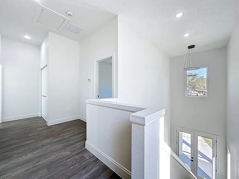 2121 Broad Water Dr — Photo 23