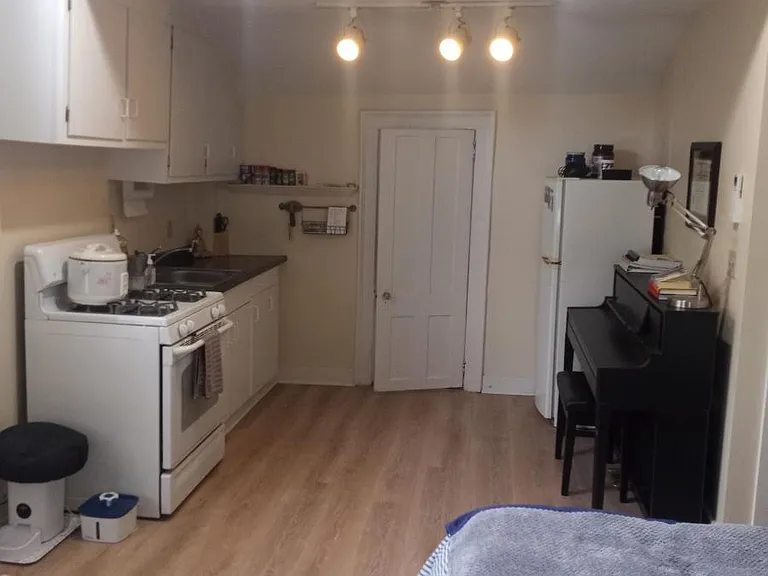 842 State St #3 — Photo 6