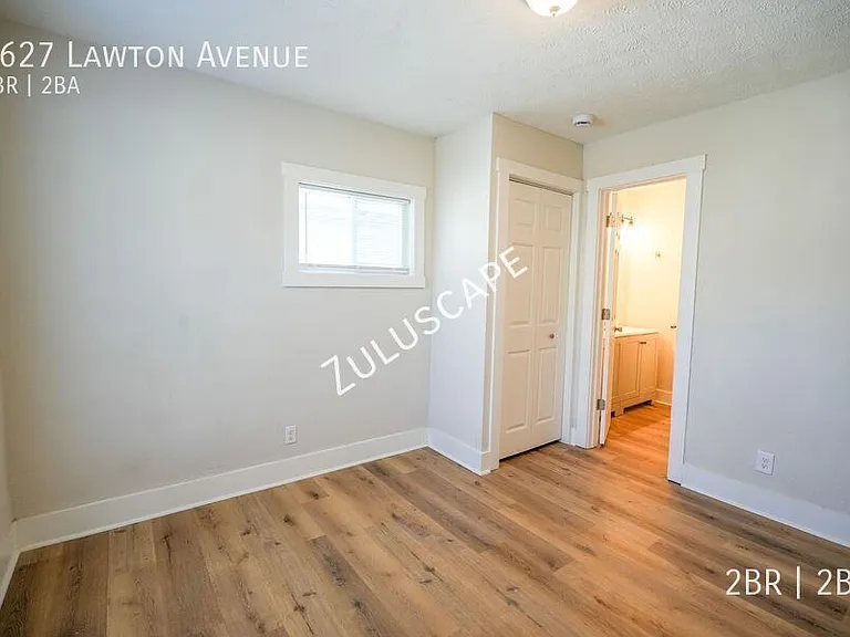 1627 Lawton Ave — Photo 4