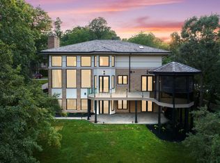 9427 Falling Waters Dr W, Burr Ridge, IL 60527