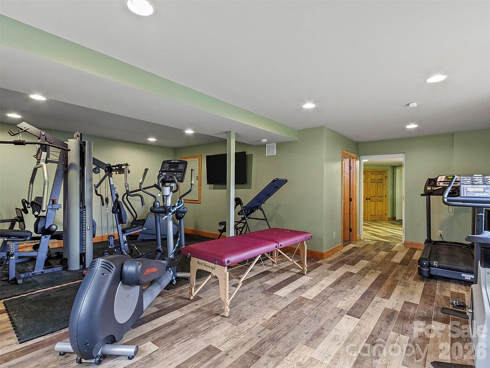 19th image of 151 Austin Mountain Dr