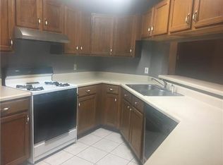 272 Louise Ct, Gretna, LA 70056