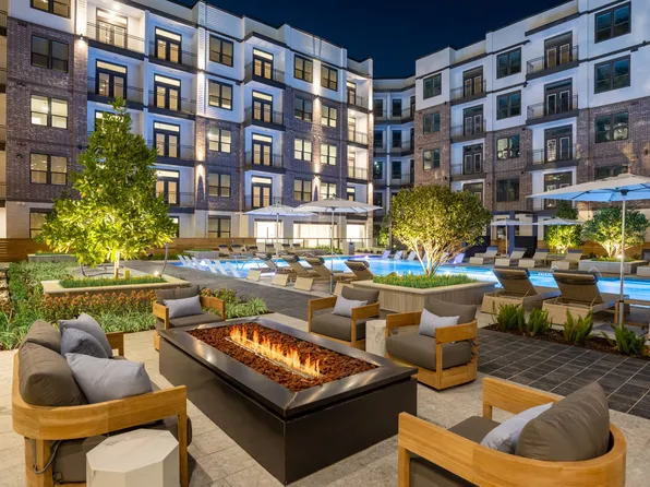 Alexan Junction Heights