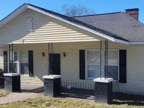 621 Main St, Newberry, SC 29108