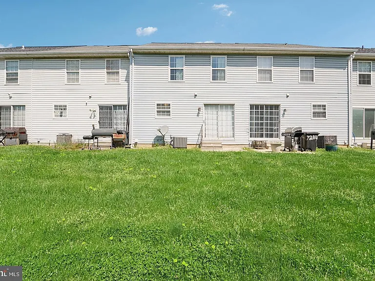7206 Rutherford Green Cir — Photo 5