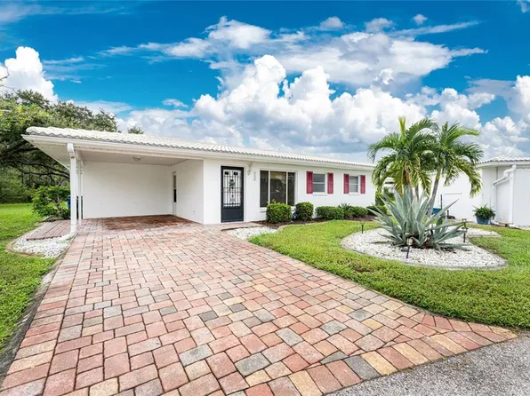 542 Circlewood Dr #P3-2, Venice, FL 34293
