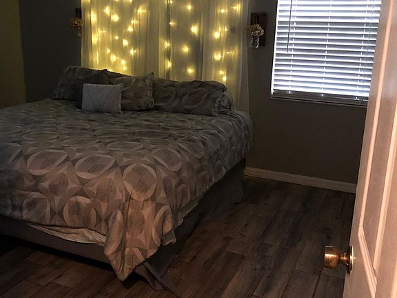 4th image of 288 SW Brandy Way