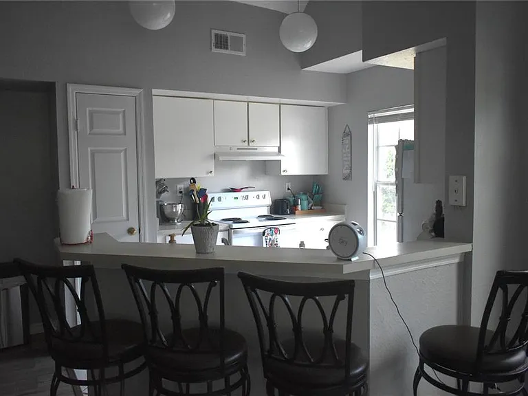 9078 Lake Chase Island Way — Photo 7
