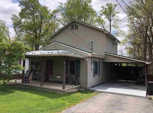 810 James St, Flatwoods, KY 41139