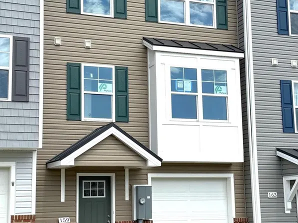 159 Olga Dr, Martinsburg, WV 25403