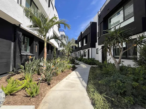 3868 N Riley Ln N, Los Angeles, CA 90065
