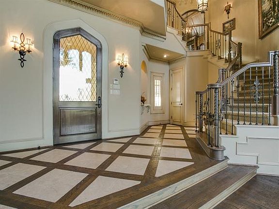2nd image of 1624 Fair Oaks Ct