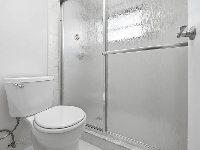 3000 Riverside Dr #201-1 — Photo 11