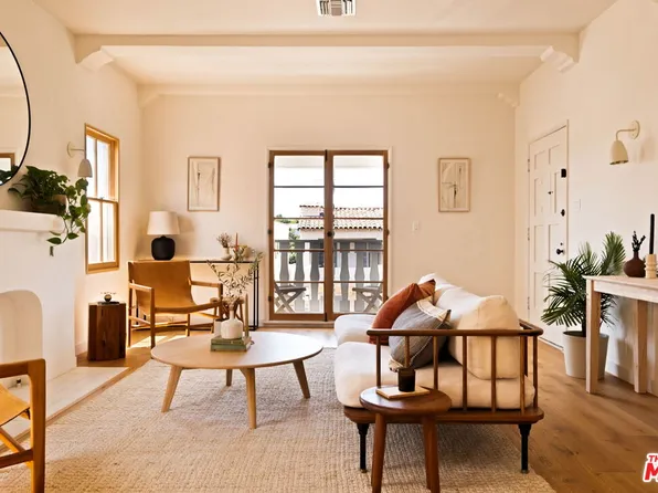 346 1/2 N Gardner St, Los Angeles, CA 90036
