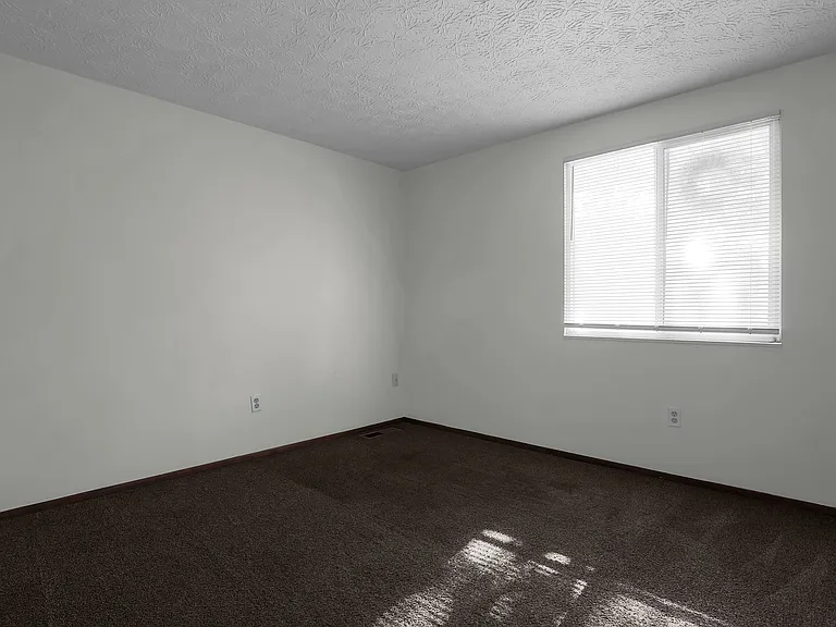 3492 Clarkston Ave #3492 — Photo 4