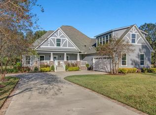 8490 Thomas Rd, Orange, TX 77630