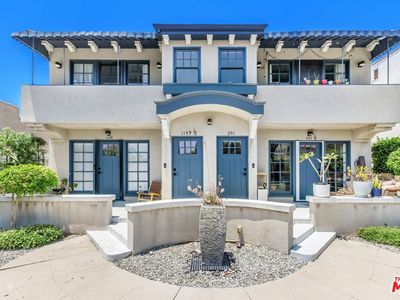 1151 N New Hampshire Ave, Los Angeles, CA, 90029