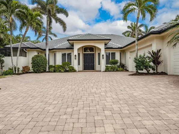 3110 Crayton RD, NAPLES, FL 34103