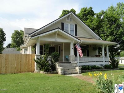 528 Sycamore St, Carthage, MO, 64836