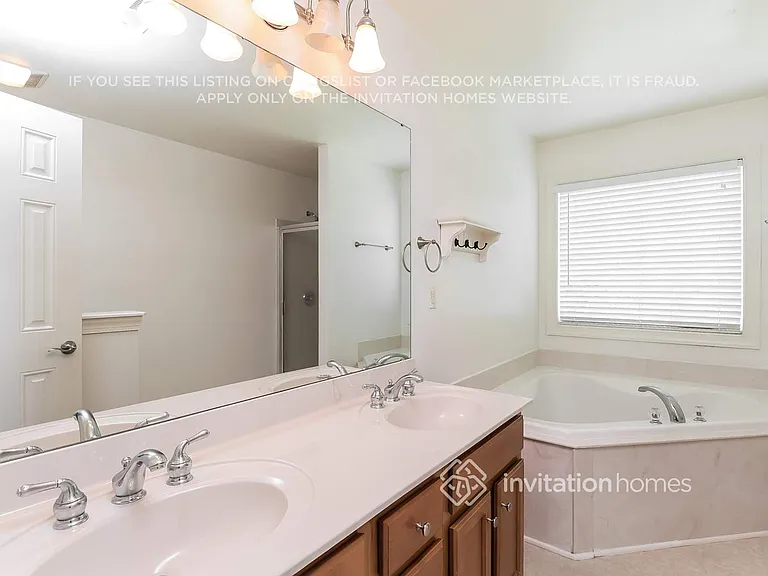 2010 Sentinel Dr — Photo 14