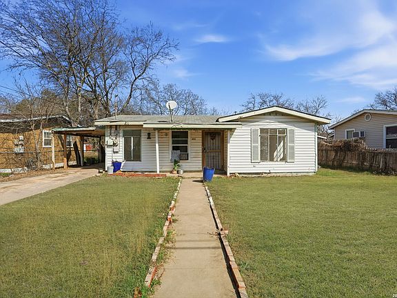 3rd image of 853 Holmgreen Rd