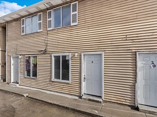 1211 W Iola Ave #6 Photo 1