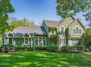 15 Azalea Lane, Shrewsbury Boro, NJ 07702