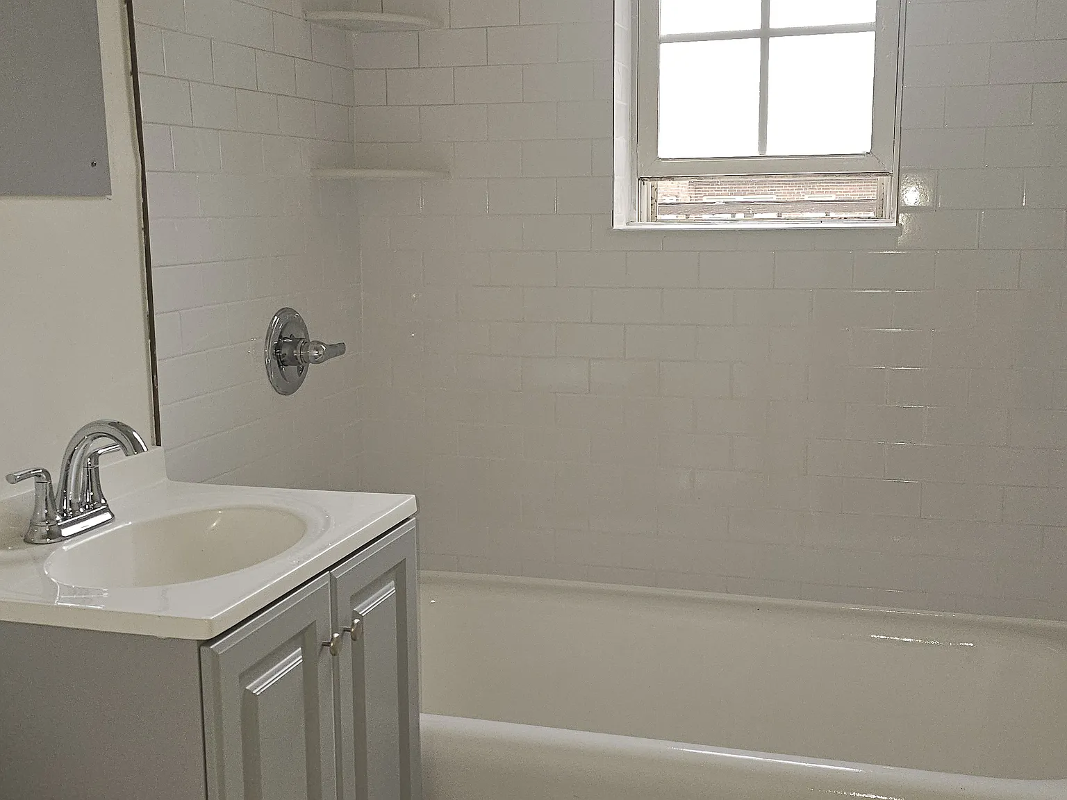 49 Woodland Ave — Photo 3