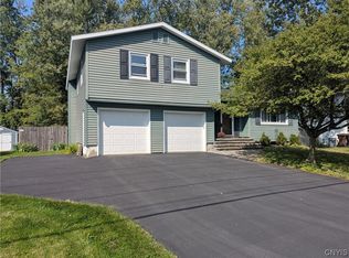 4291 Luna Crse, Liverpool, NY 13090