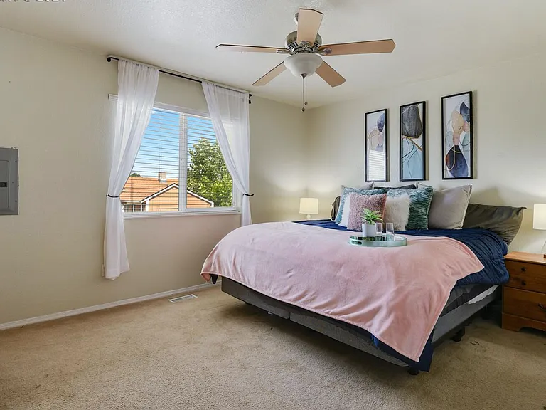 216 S Caddoa Dr — Photo 8