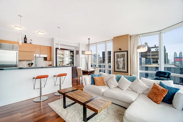 Rented by Compass | media 13