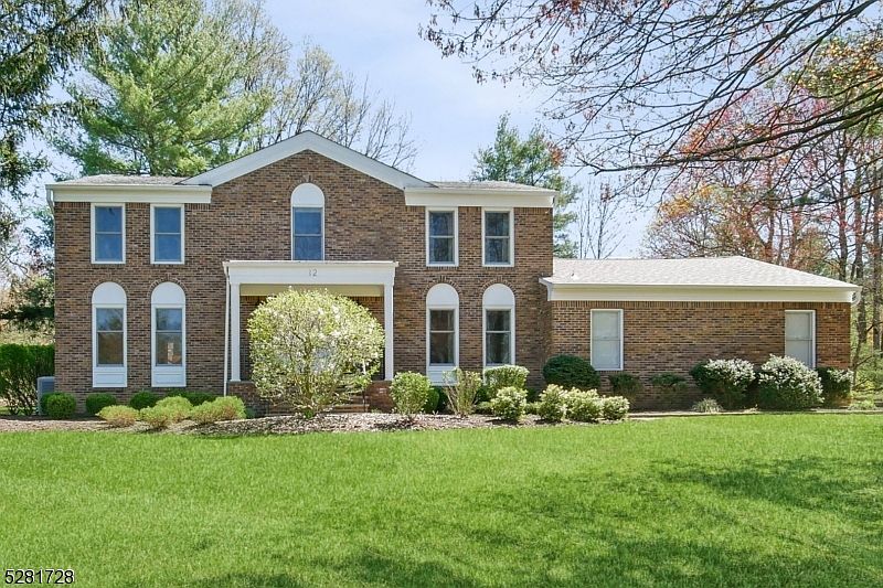 1st image of 12 Canoe Brook Dr