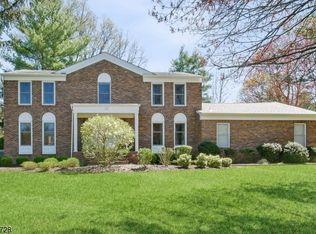 12 Canoe Brook Dr, Livingston, NJ 07039