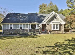 153 McElroy Rd, Fayetteville, GA 30214