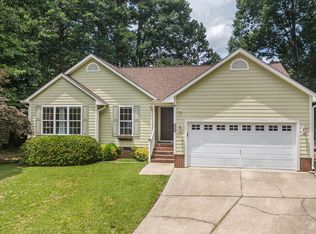 6205 Houndsman Ct, Raleigh, NC 27616