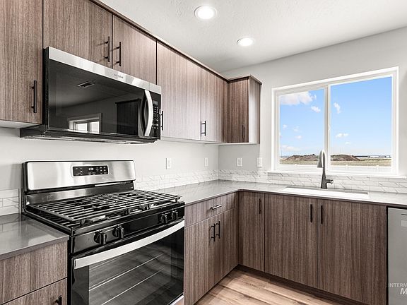 5th image of 5256 E Phelps Lake Dr