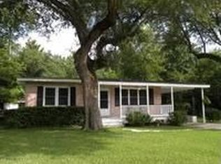 99 Pandora Dr, Goose Creek, SC 29445