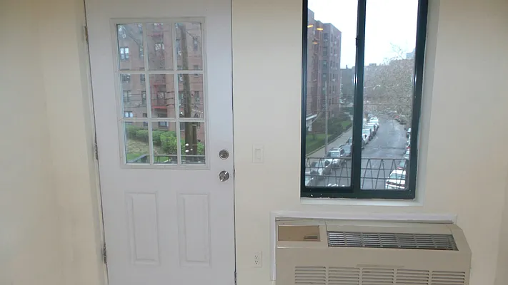 Rented by Metro Garden Realty NYC | media 26