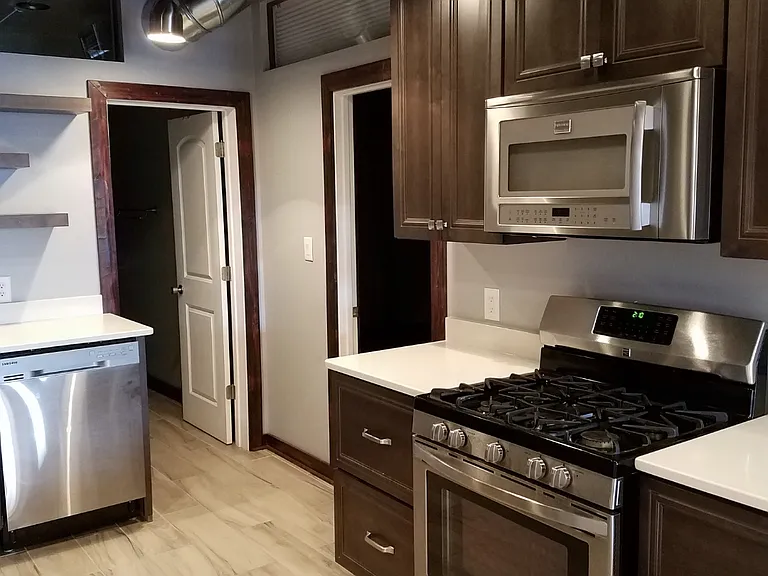 20 Washington St #1 — Photo 9