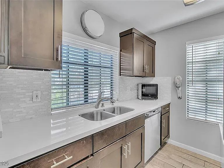 4893 S Torrey Pines Dr #202 — Photo 5