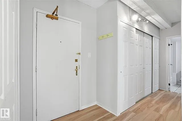 9918 101st St NW — Photo 19