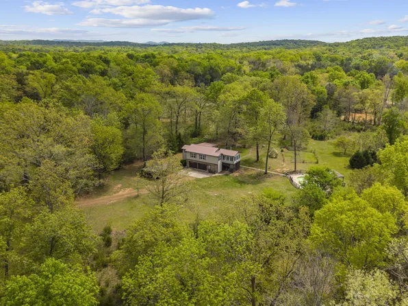 6378 E Richmond Shop Rd, Lebanon, TN 37090