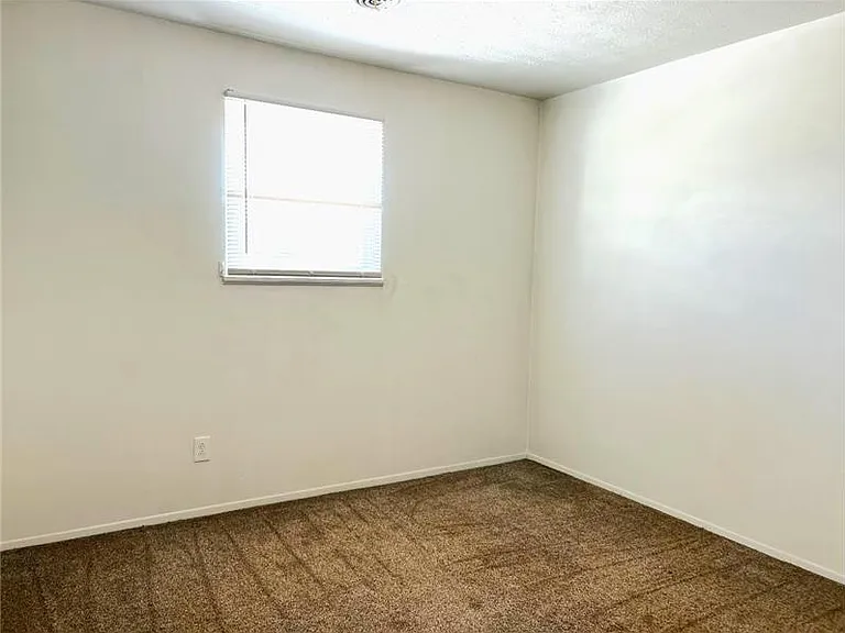 105 Wildwood Dr #4 — Photo 10
