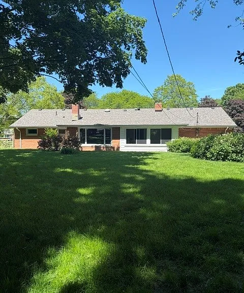 2274 W Country Club Pkwy — Photo 2
