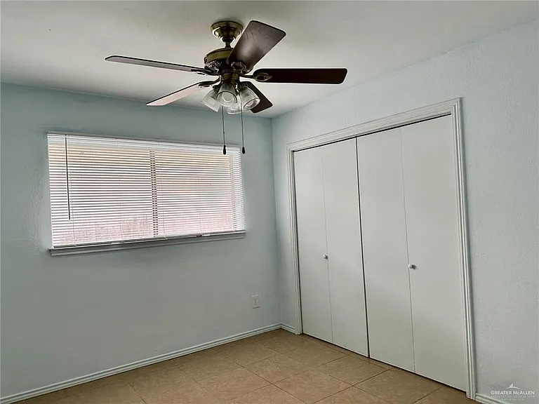 700 W Iris Ave — Photo 13