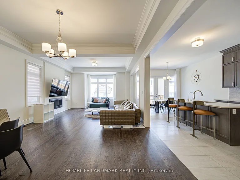 35 Red Giant St #MAIN 2ND FLOOR — Photo 7