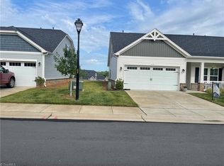 1648 Coopers Hawk Dr, Kernersville, NC 27284