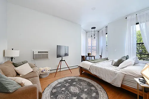 193 Ogden Ave #2D Photo 1 193 Ogden Ave #2D Photo 1