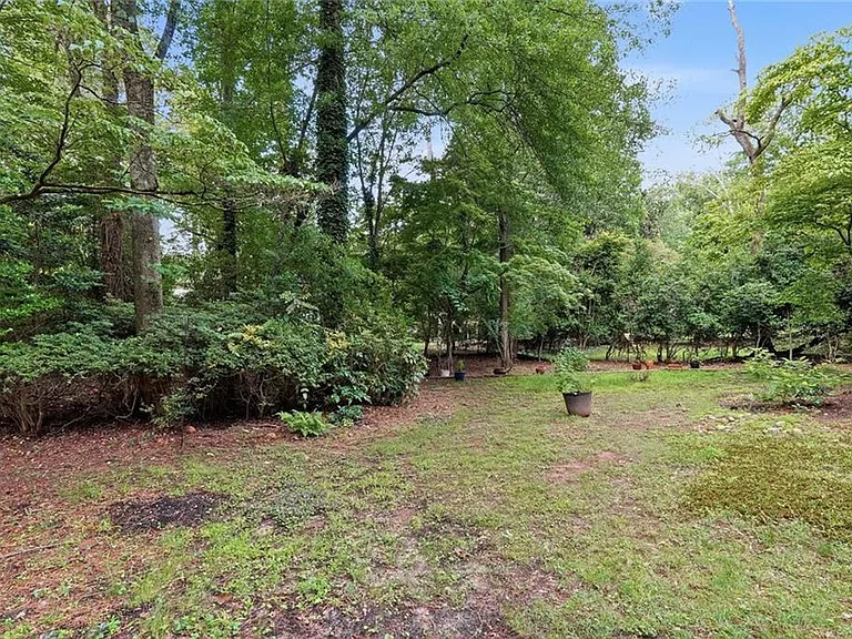 3731 Dunwoody Club Dr — Photo 30