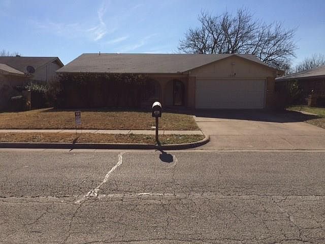 1st image of 1804 Briar Meadow Dr